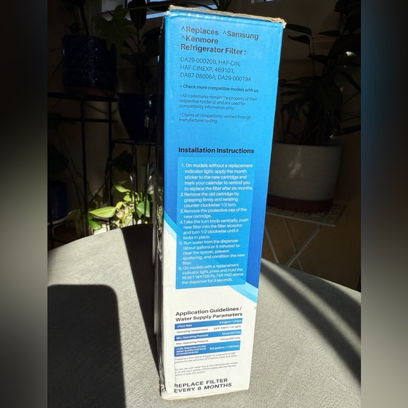 Refrigerator Water Filter Replacement Filters — 4 Pack - Picture 6 of 11